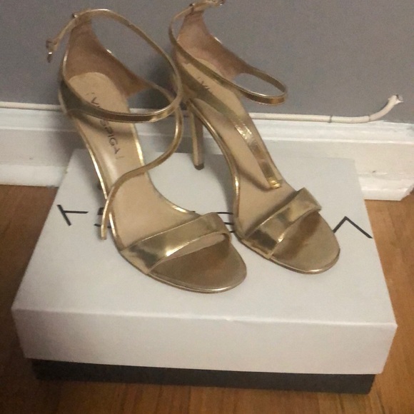 Shoes - Picture 2 of 4